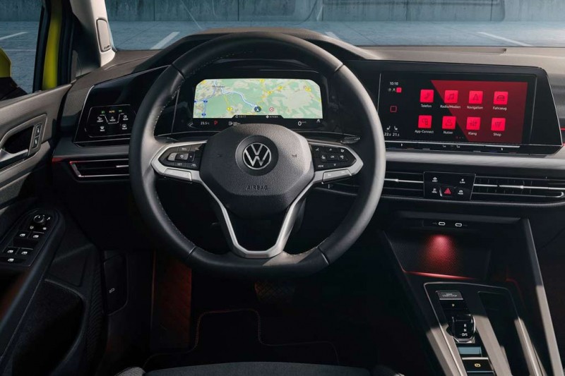 Volkswagen Golf 2021: модель восьмого поколения