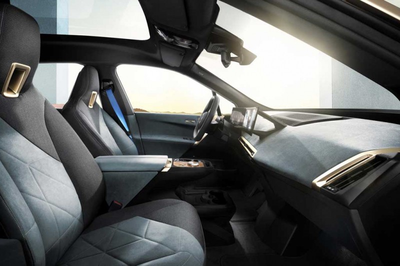 Берегись, Тесла: баварцы презентовали электрический BMW iX