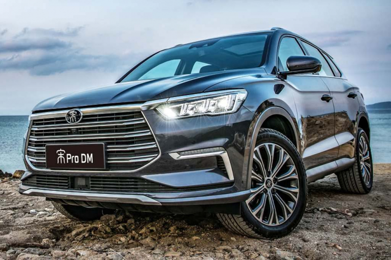 Новый BYD Song Pro: мощные гибриды и версия на электротяге