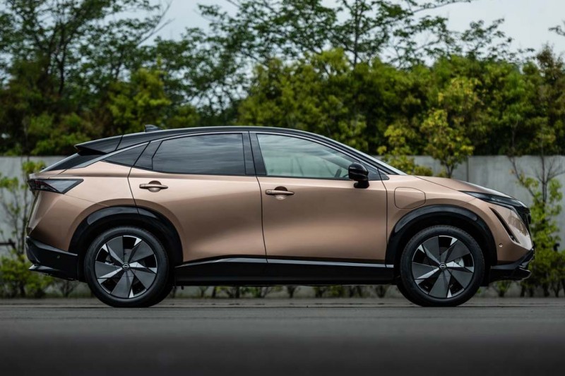 Nissan Ariya: модный электрический кроссовер, который может появиться в России