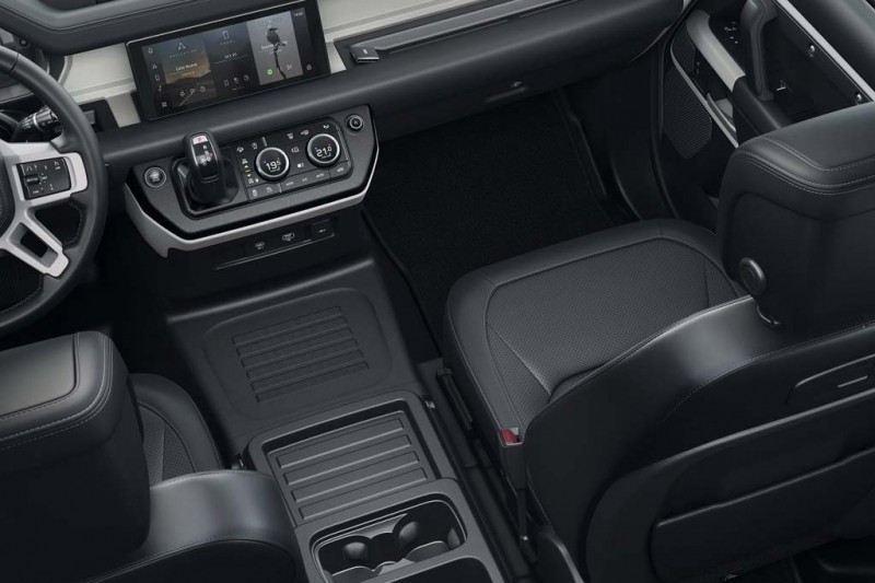 Британцы представили новый Land Rover Defender 2021