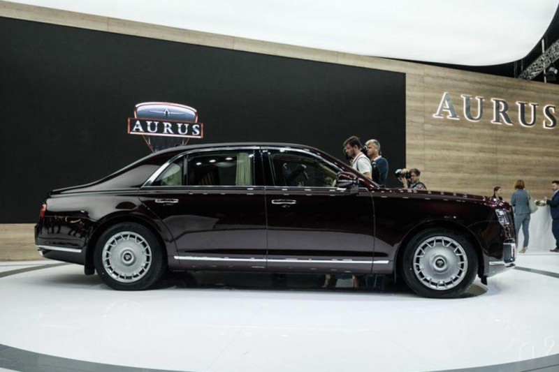 Aurus Senat S600: представительский седан за ₽18 млн.