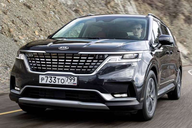 Представлен новый минивэн Kia Carnival 2021: теперь это машина класса GUV
