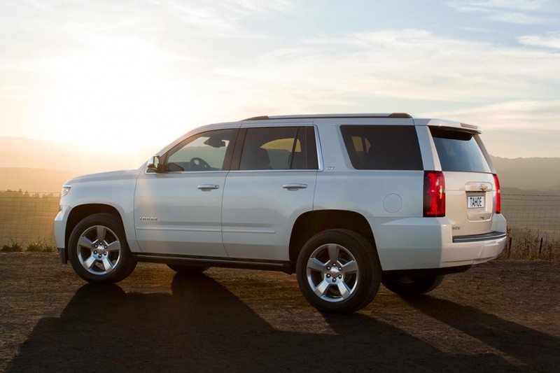 Внедорожник Chevrolet Tahoe 4 поколения: заокеанский богатырь
