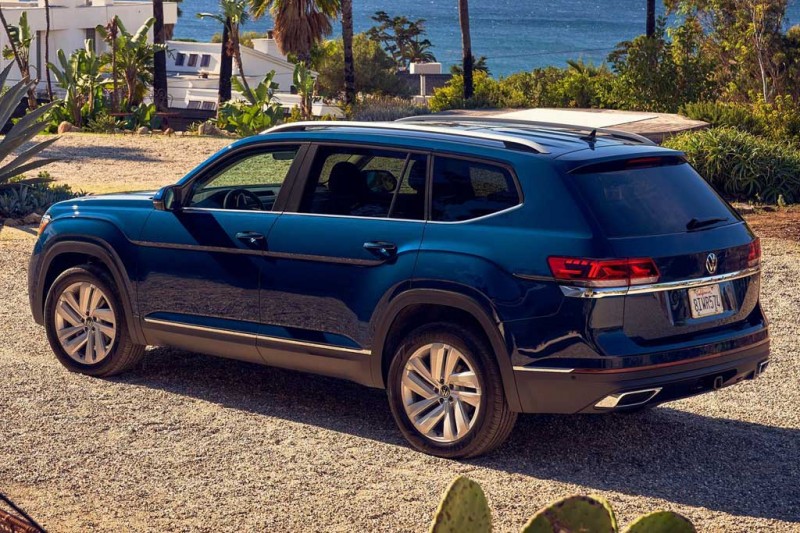 В Чикаго представили обновленный Volkswagen Atlas: таким вскоре будет и Teramont