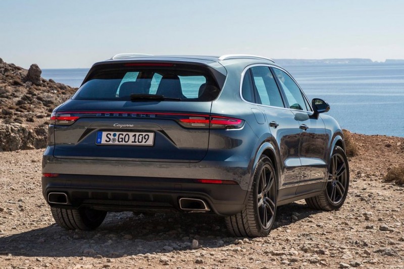 Porsche Cayenne 2021: третье поколение модели