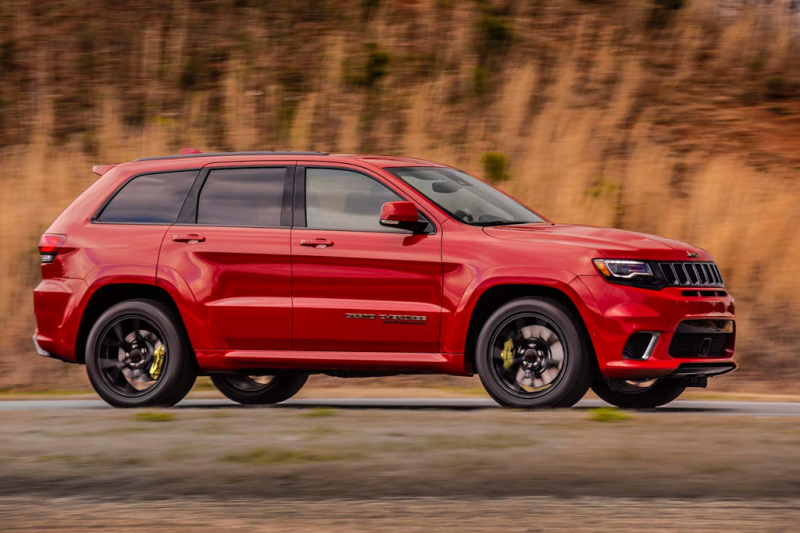 717-сильный внедорожник Jeep Grand Cherokee Trackhawk