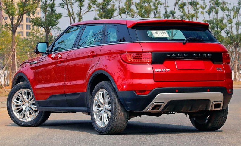 Китайский Landwind X7 скопировал дизайн Evoque