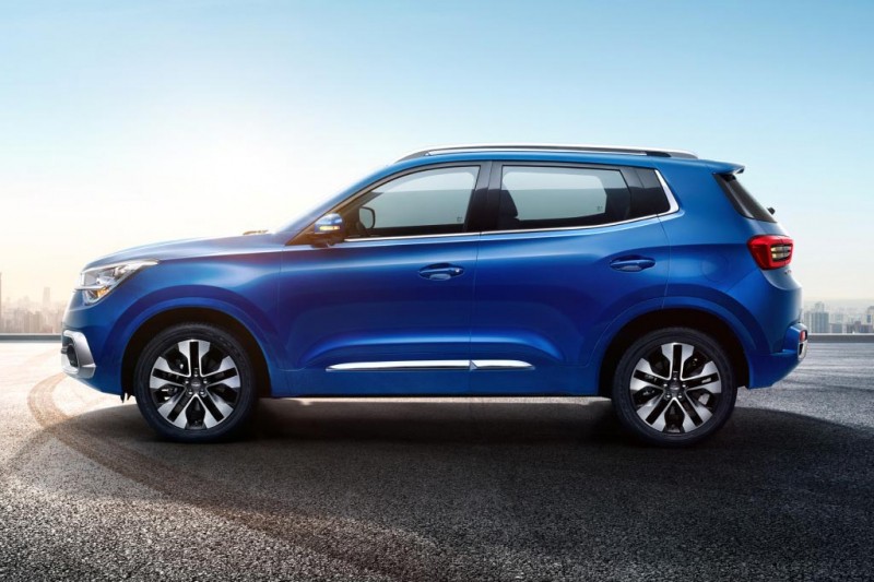 Chery Tiggo 4 2021: цена и комплектации, фото модели, характеристики