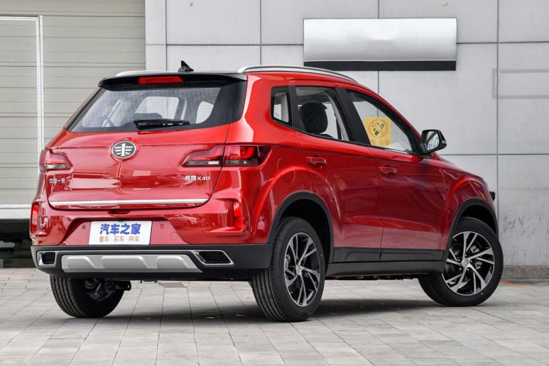 FAW Besturn X40: компактный паркетник из Поднебесной