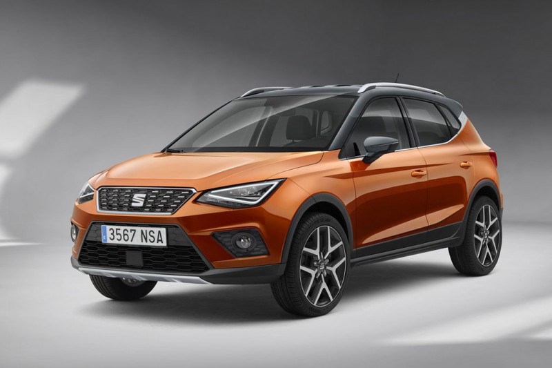 Испанцы представили новый кроссовер Seat Arona 2018