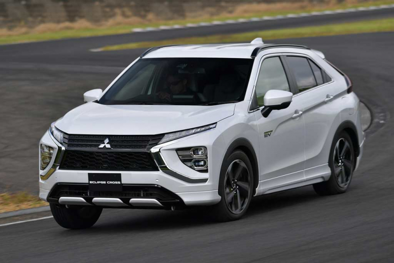 Mitsubishi Eclipse Cross 2021 года: плановый рестайлинг модного паркетника