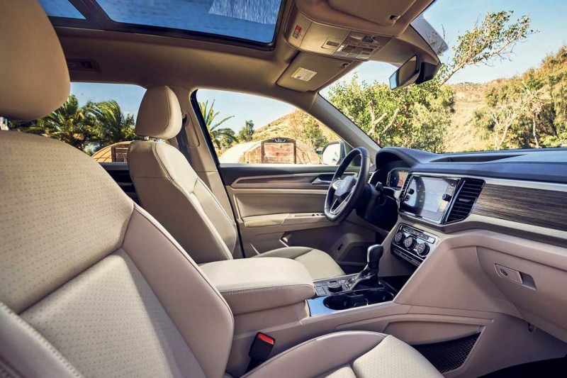 В Чикаго представили обновленный Volkswagen Atlas: таким вскоре будет и Teramont