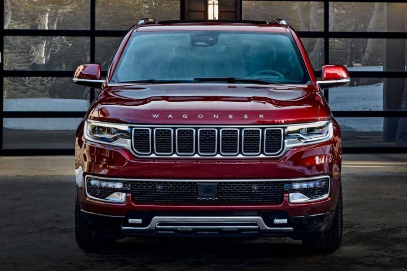 Компания Jeep возродила модель Wagoneer: теперь это люксовый внедорожник