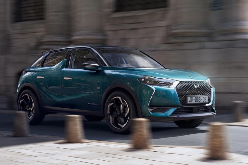 DS 3 Crossback: премиальный кроссовер из Франции