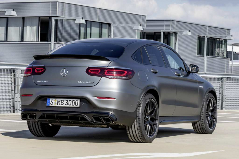 Представлены Mercedes-AMG GLC 63 и GLC 63 Coupe