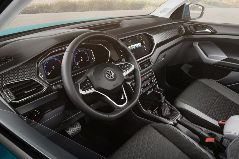 Volkswagen T-Cross 2019: младший паркетник в линейке