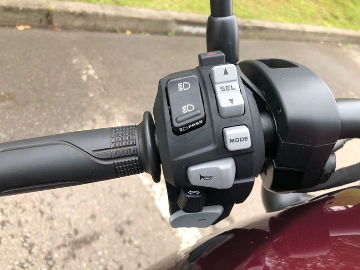 Бунтарь с родины якудза: тест-райд Honda CMX1100 Rebel