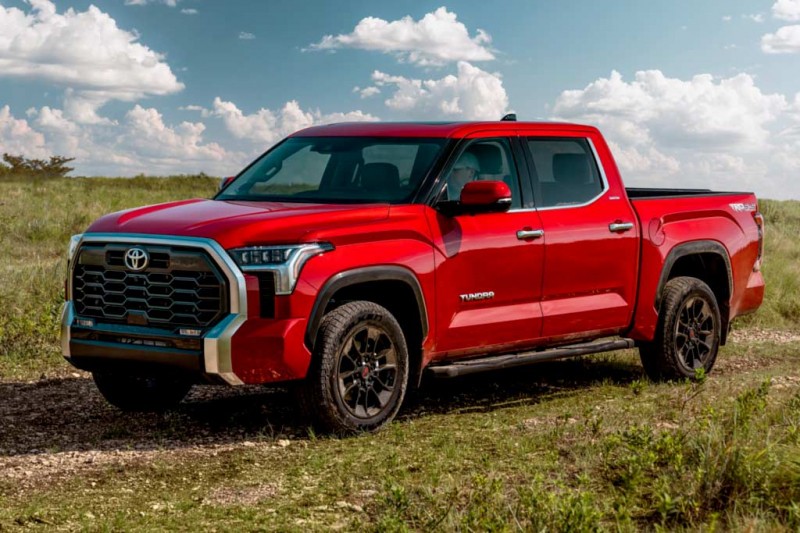 Японцы презентовали Toyota Tundra 2022: пикап третьего поколения