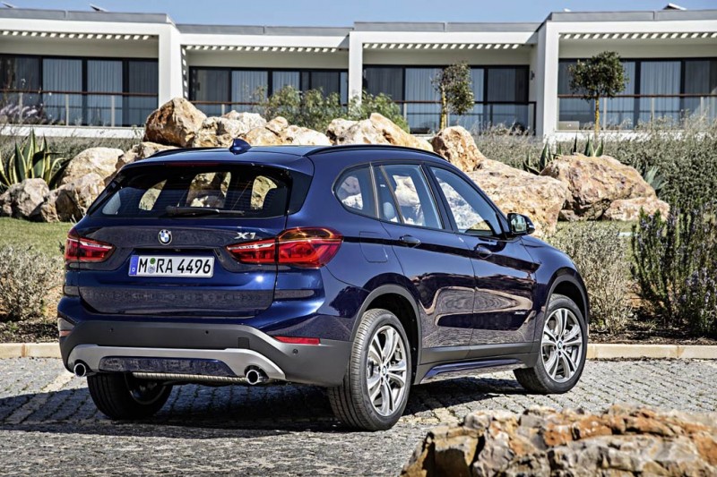 Баварцы представили кроссовер BMW X1 в новом кузове F48