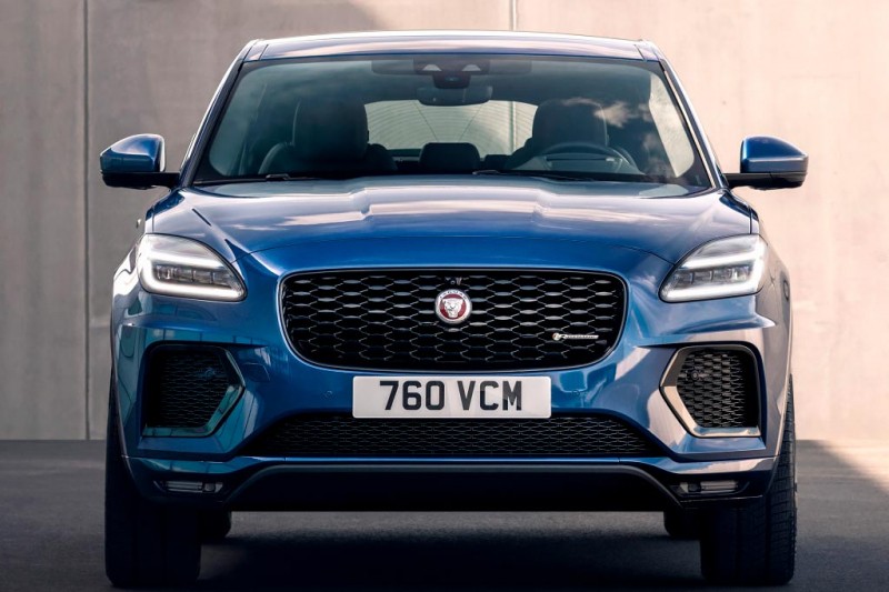 Jaguar E-Pace 2021: младший кроссовер в линейке производителя