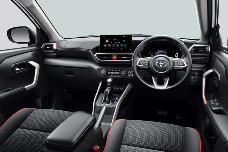 Toyota Raize: самый компактный кроссовер японской марки