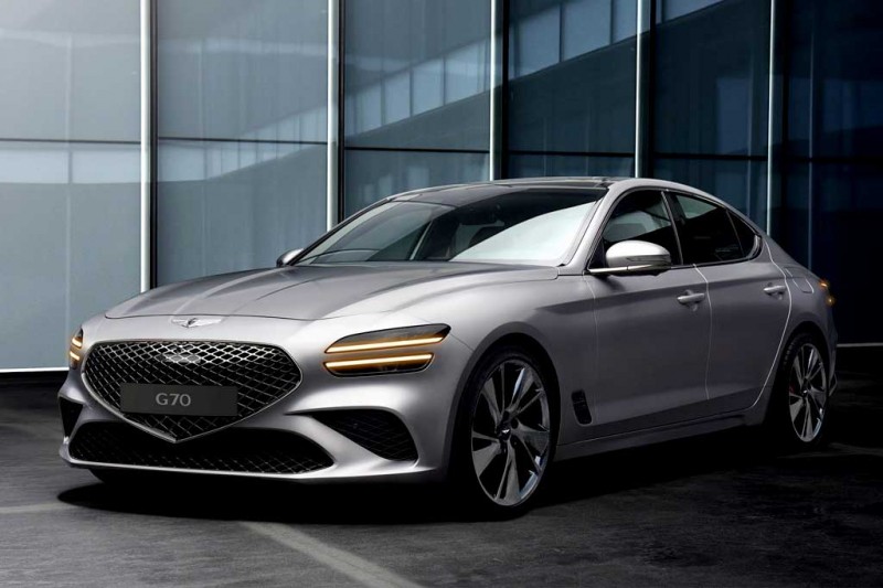Корейцы обновили Genesis G70: седан получил дизайн в стиле старших моделей