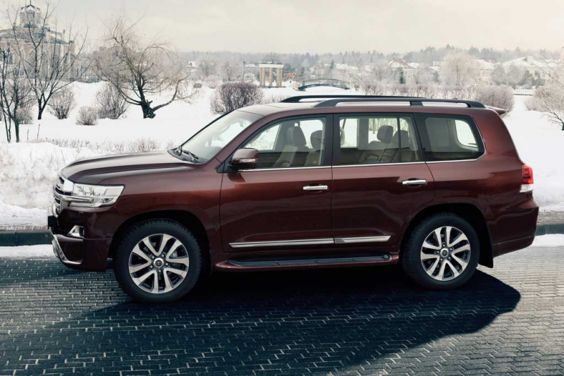 Toyota Land Cruiser 2020: фото, цена и комплектации, отзывы владельцев