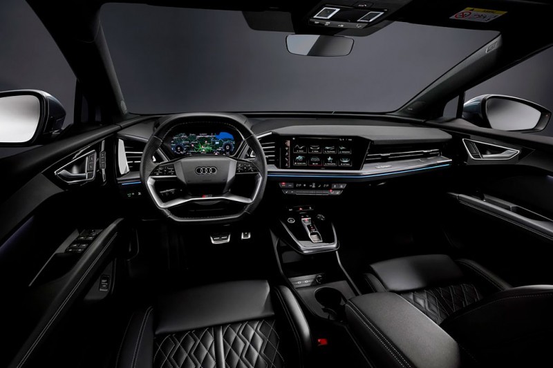 Электрический Audi Q4 e-tron дебютировал вместе с версией Sportback