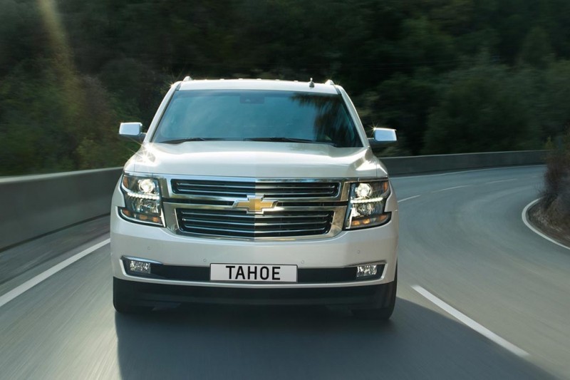 Внедорожник Chevrolet Tahoe 4 поколения: заокеанский богатырь