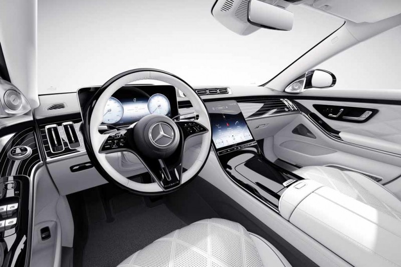 Седан и внедорожник Mercedes-Maybach отметились спецверсией к 100-летию бренда 4 Седан и внедорожник Mercedes-Maybach отметились спецверсией к 100-летию бренда