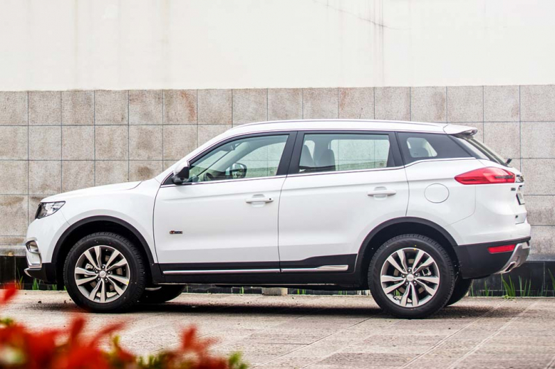 Geely Atlas 2021: комплектации и цены, фото в новом кузове, отзывы владельцев