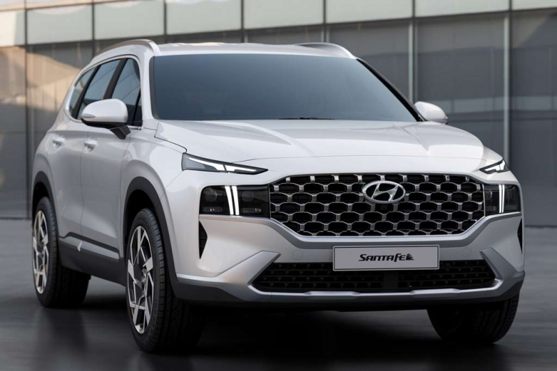 Hyundai Santa Fe 2021 года: плановый рестайлинг и переезд на новую платформу