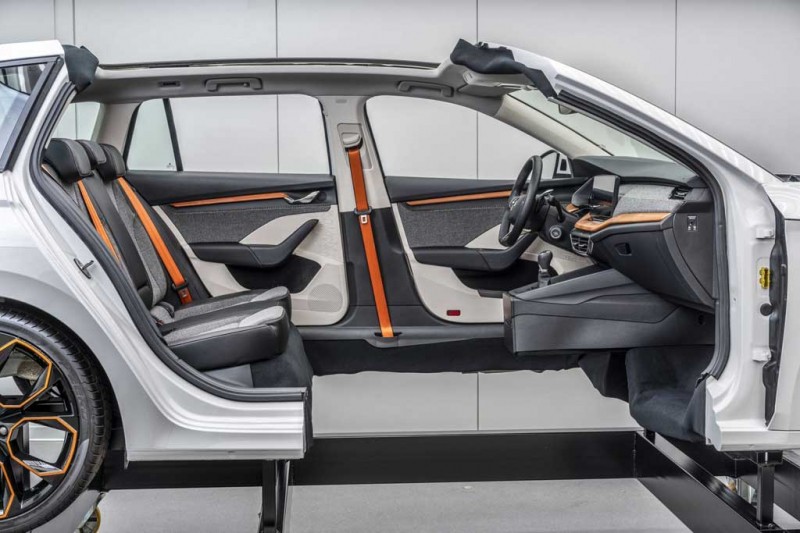 Отделку салона новой Skoda Octavia выполнили из сахарной свеклы и тростника 3 Отделку салона новой Skoda Octavia выполнили из сахарной свеклы и тростника