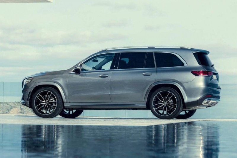 Новый Mercedes GLS 2021: внедорожный S-класс
