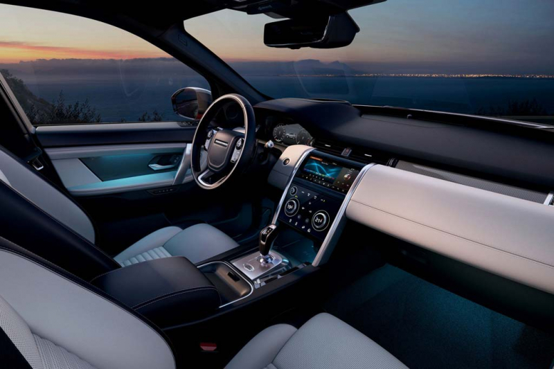 Land Rover Discovery Sport 2021: родственник Эвока
