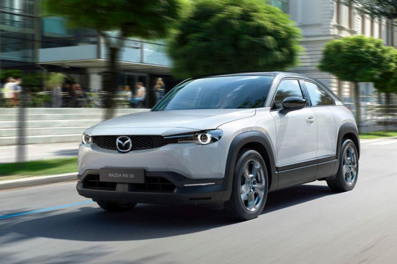Mazda MX-30: первый электрокар японской марки