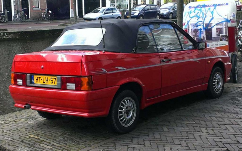 Примеры Lada Samara, которые продавали за границей: любопытные экземпляры