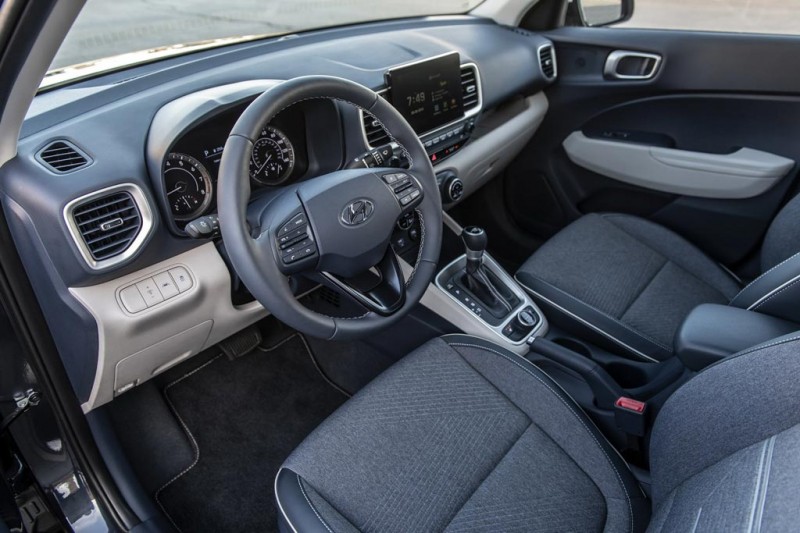 Hyundai Venue: новый паркетник компактнее Креты