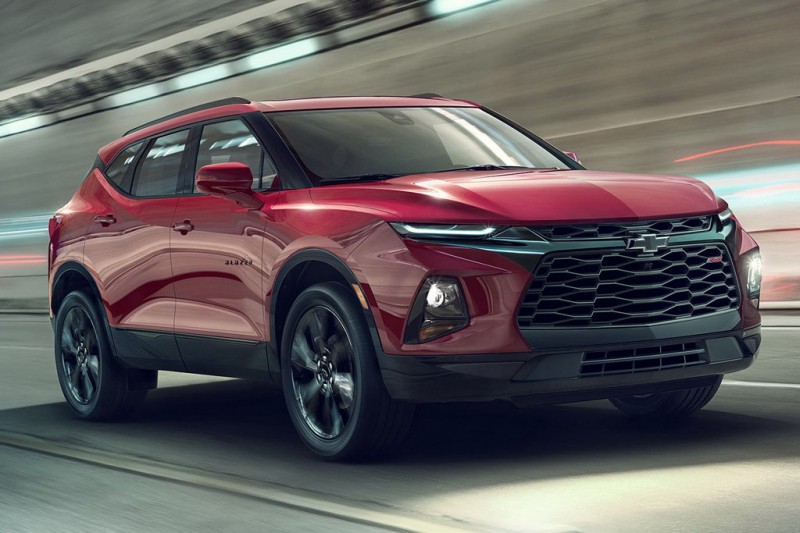 GM представил возрожденную модель Chevrolet Blazer 2019 1 GM представил возрожденную модель Chevrolet Blazer 2019