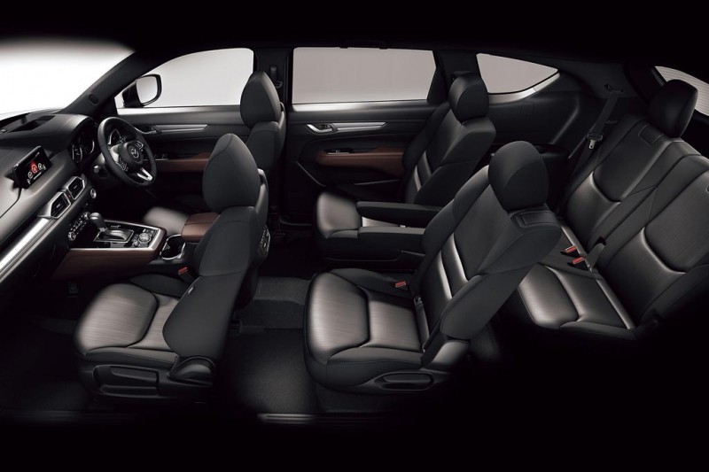 Mazda CX-8: кроссовер для японского рынка на базе модели СХ-9