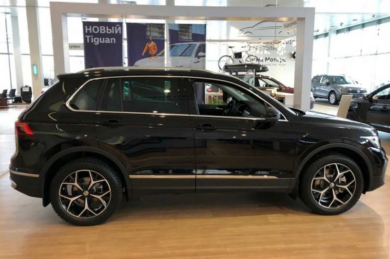 Volkswagen Tiguan 2021 года: считаем изменения обновленного кроссовера