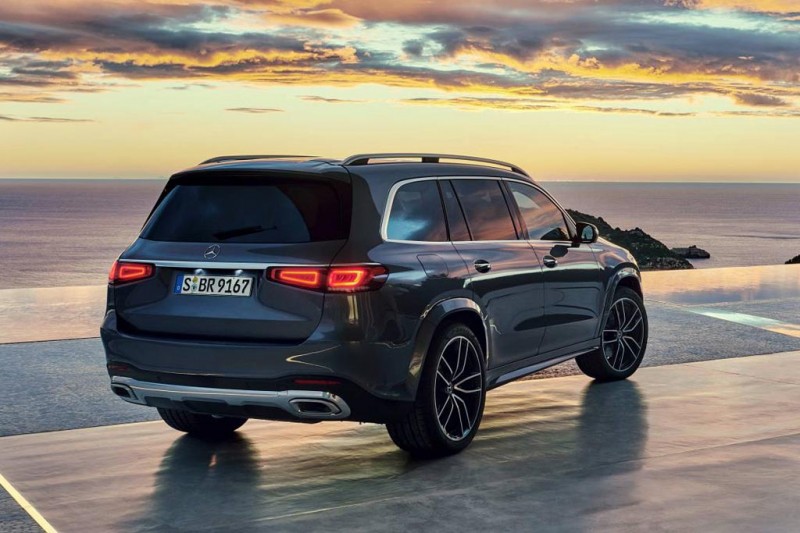 Новый Mercedes GLS 2021: внедорожный S-класс