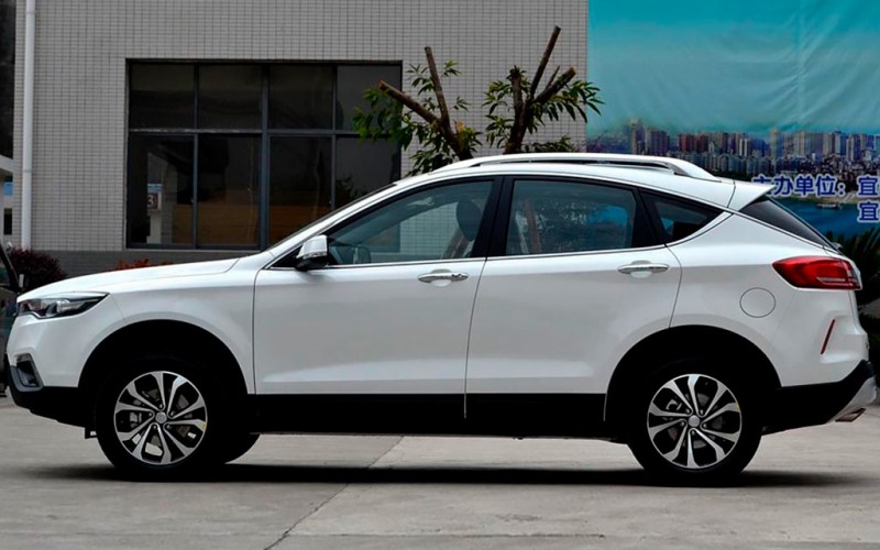 FAW Besturn X80: рестайлинговый вариант кроссовера
