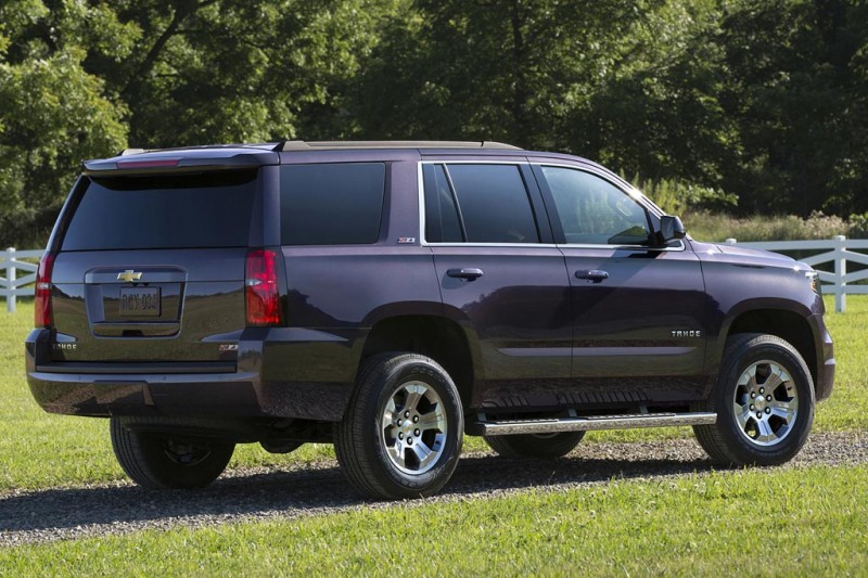 Внедорожник Chevrolet Tahoe 4 поколения: заокеанский богатырь