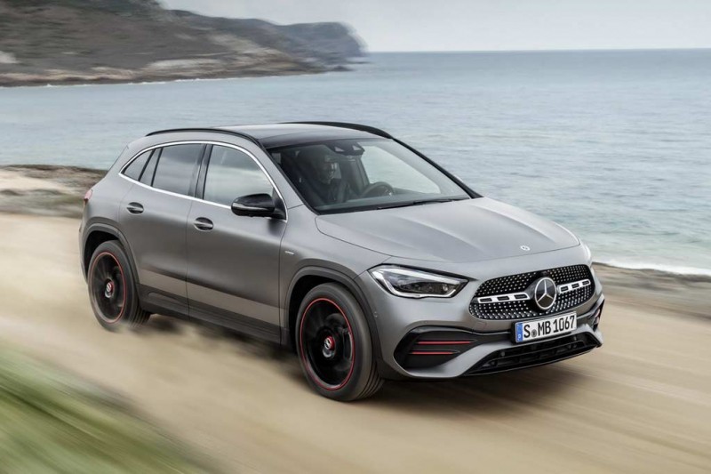 Новый кроссовер Мерседес GLA 2021: представлена модель второго поколения