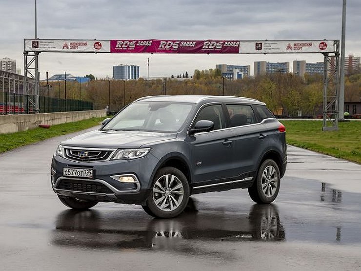 Россияне вновь пересаживаются на Geely Atlas: продажи выросли на 86%