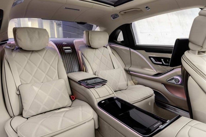 Mercedes-Maybach S-Class 2021 в новом кузове Z223: планка поднята еще выше