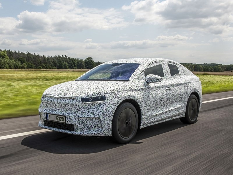 В Skoda готовятся к презентации нового купеобразного кроссовера