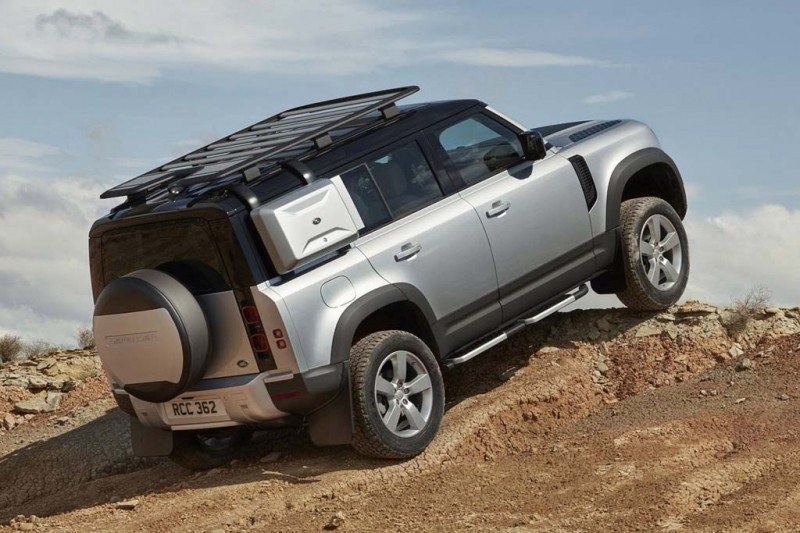 Британцы представили новый Land Rover Defender 2021 3 Британцы представили новый Land Rover Defender 2021